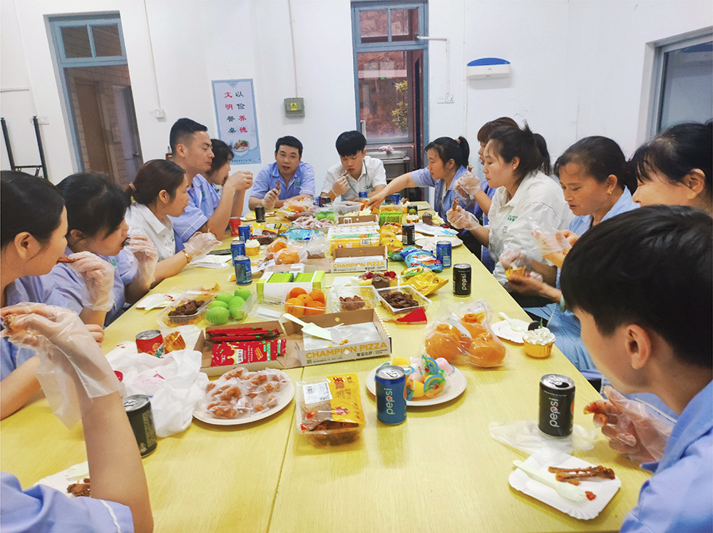 黄瓜视频色情APP入口观看化妝用品（深圳）有限公司每月生日會福利！